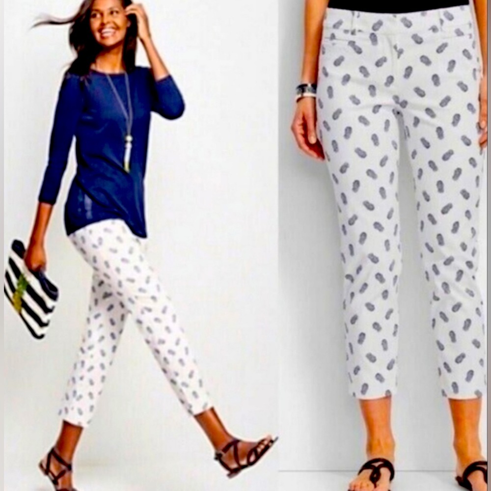 Talbots The Perfect Crop White and Blue Pineapple Pants